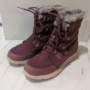 Sorel Women's Winter Boots in Burgundy and Tan
